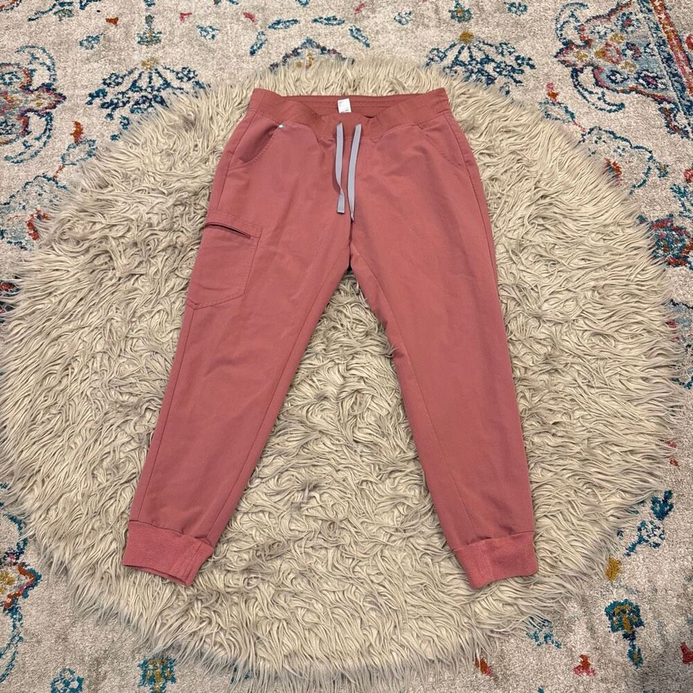Figs scrub pants size large mauve